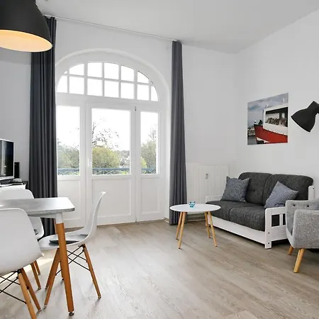 Apartment Haus Am Park 24 Kuehlungsborn